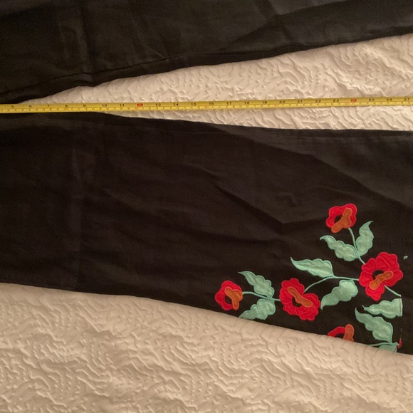 Chasing Unicorns If I Should Fall Behind Linen Pants Black Embroidered Flowers S - Picture 5 of 6